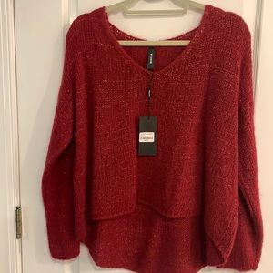 Brand new with tags gorgeous hi-lo Venti6 sweater.